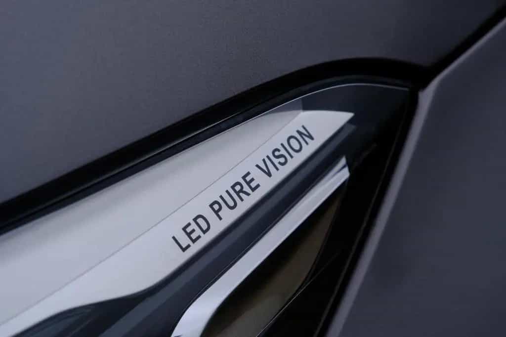 Renault Captur 1.3 TCe Initiale Paris Aut. Leder|Navi|Ca 06/2019-photo-25