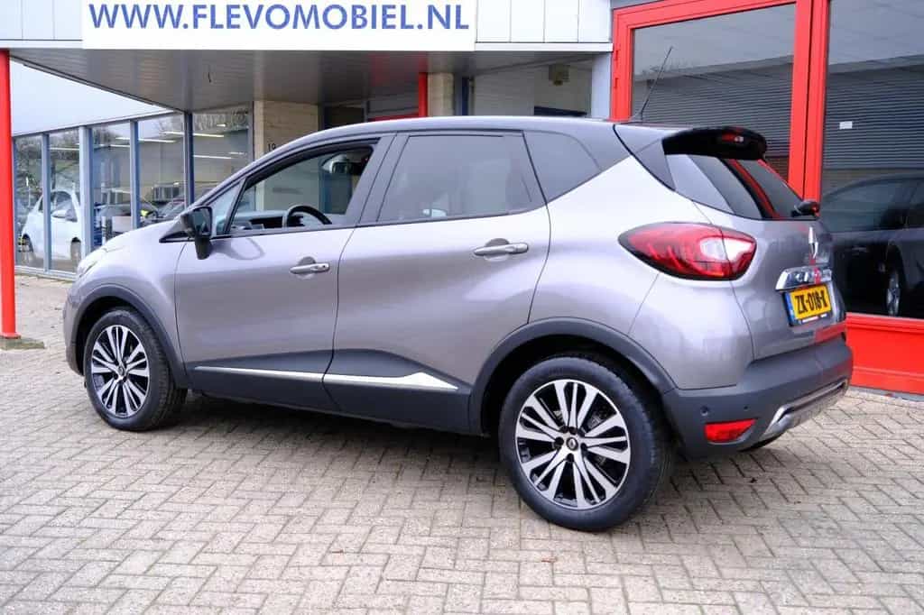 Renault Captur 1.3 TCe Initiale Paris Aut. Leder|Navi|Ca 06/2019-photo-33