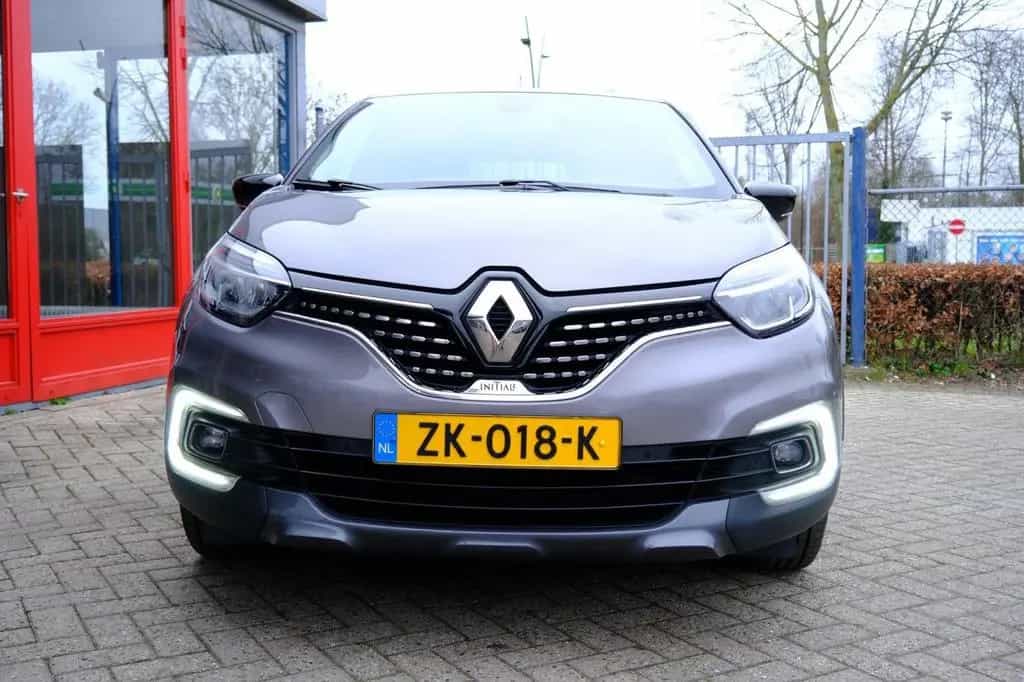 Renault Captur 1.3 TCe Initiale Paris Aut. Leder|Navi|Ca 06/2019-photo-6