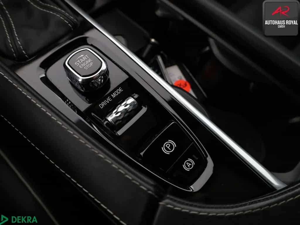 Volvo XC90 XC 90 2.0 D5 AWD R DESIGN HUD,360GRAD,22ZOLL,ACC 10/2018-photo-23