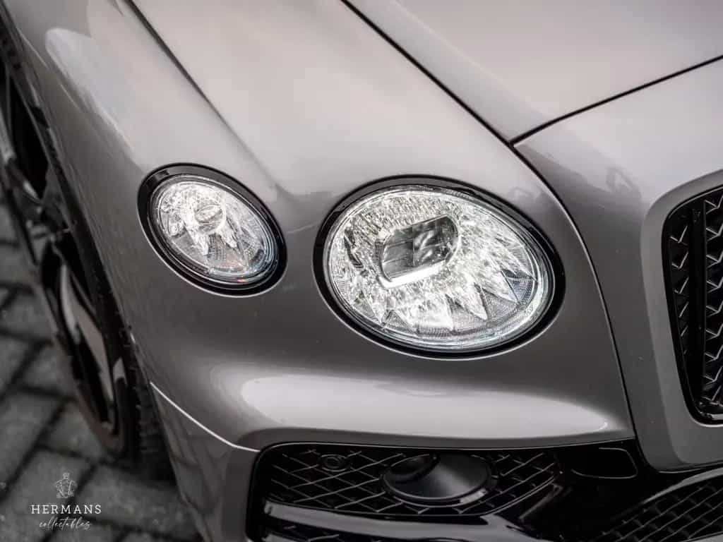 Bentley Flying Spur 6.0 W12 Mulliner / Massage / Black L 01/2020-photo-10
