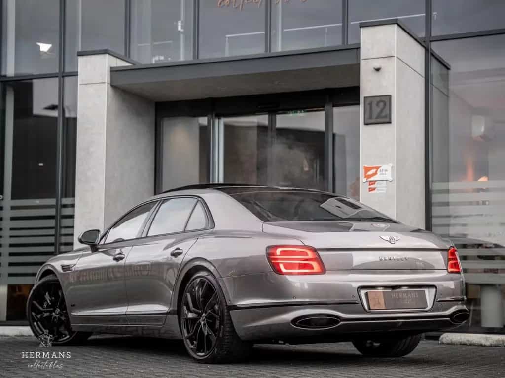 Bentley Flying Spur 6.0 W12 Mulliner / Massage / Black L 01/2020-photo-18