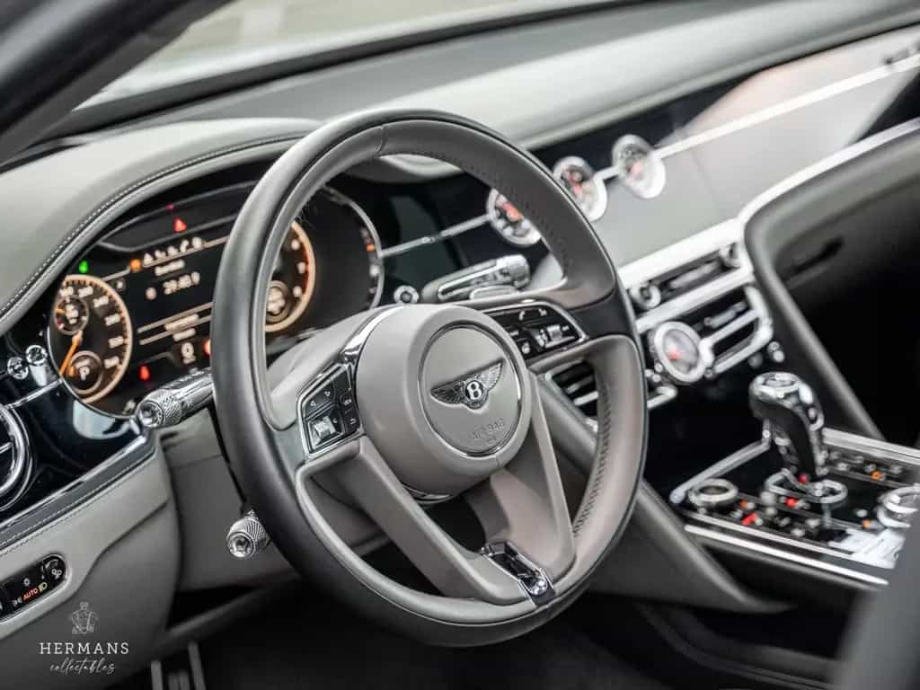Bentley Flying Spur 6.0 W12 Mulliner / Massage / Black L 01/2020-photo-24