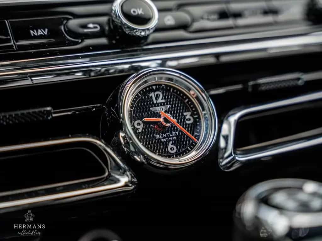 Bentley Flying Spur 6.0 W12 Mulliner / Massage / Black L 01/2020-photo-30