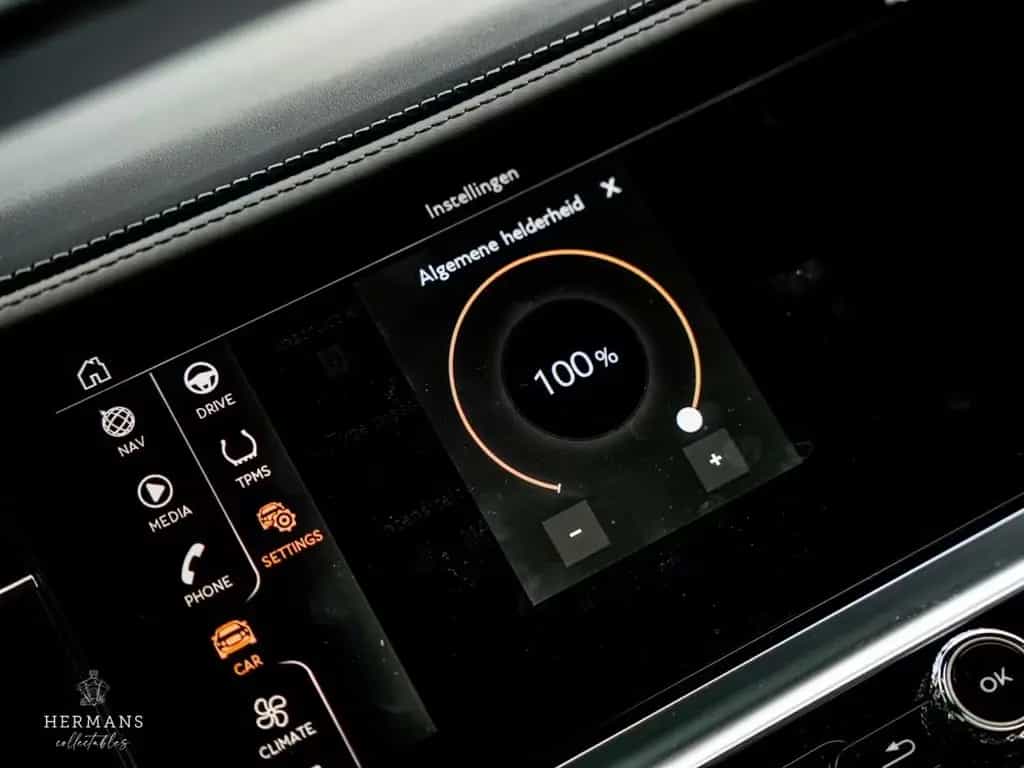 Bentley Flying Spur 6.0 W12 Mulliner / Massage / Black L 01/2020-photo-33