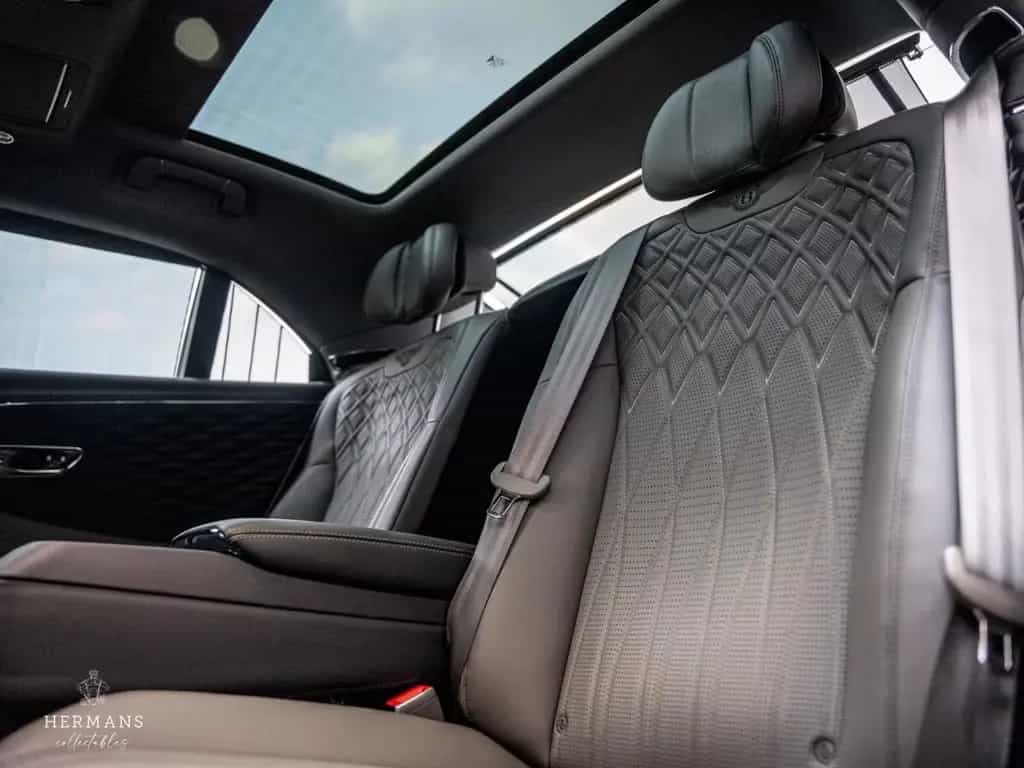 Bentley Flying Spur 6.0 W12 Mulliner / Massage / Black L 01/2020-photo-37