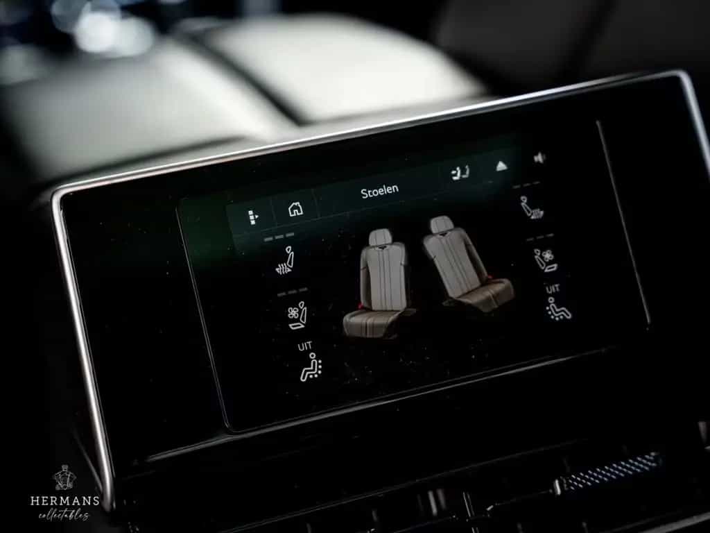 Bentley Flying Spur 6.0 W12 Mulliner / Massage / Black L 01/2020-photo-39