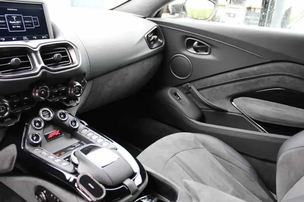 Aston Martin V8 Vantage 4.0 V8 F1 F1 01/2023-photo-7