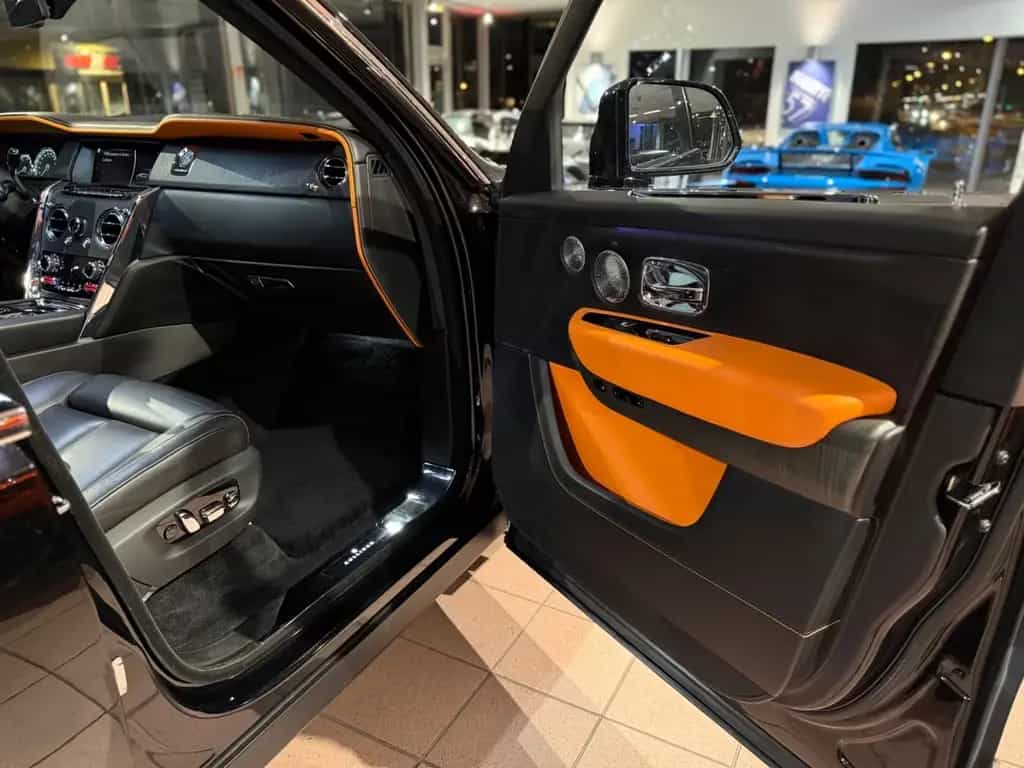 Rolls-Royce Cullinan Fridge*Picnic*Curtain*Fond-Entertainm. 12/2018-photo-14