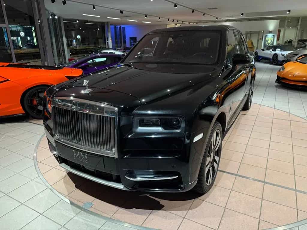 Rolls-Royce Cullinan Fridge*Picnic*Curtain*Fond-Entertainm. 12/2018-photo-2