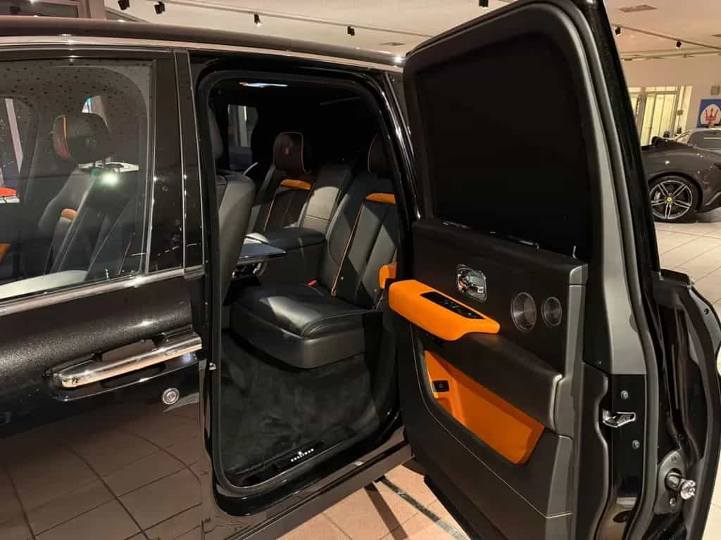 Rolls-Royce Cullinan Fridge*Picnic*Curtain*Fond-Entertainm. 12/2018-photo-20