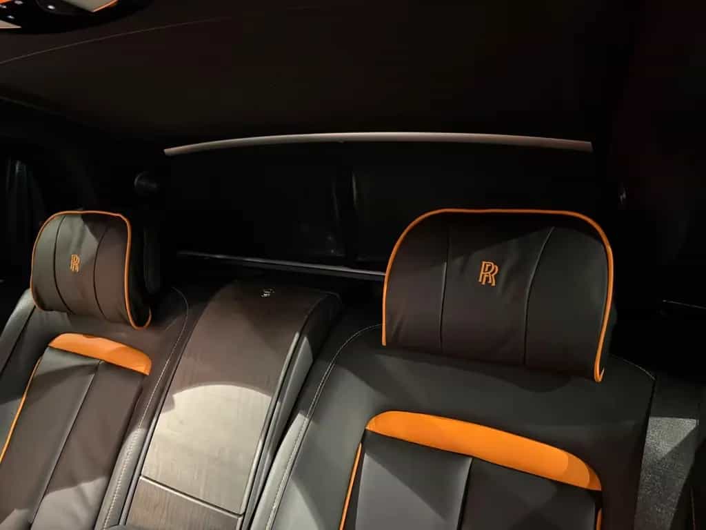 Rolls-Royce Cullinan Fridge*Picnic*Curtain*Fond-Entertainm. 12/2018-photo-26