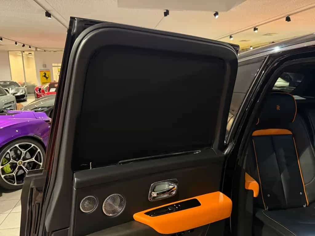 Rolls-Royce Cullinan Fridge*Picnic*Curtain*Fond-Entertainm. 12/2018-photo-28