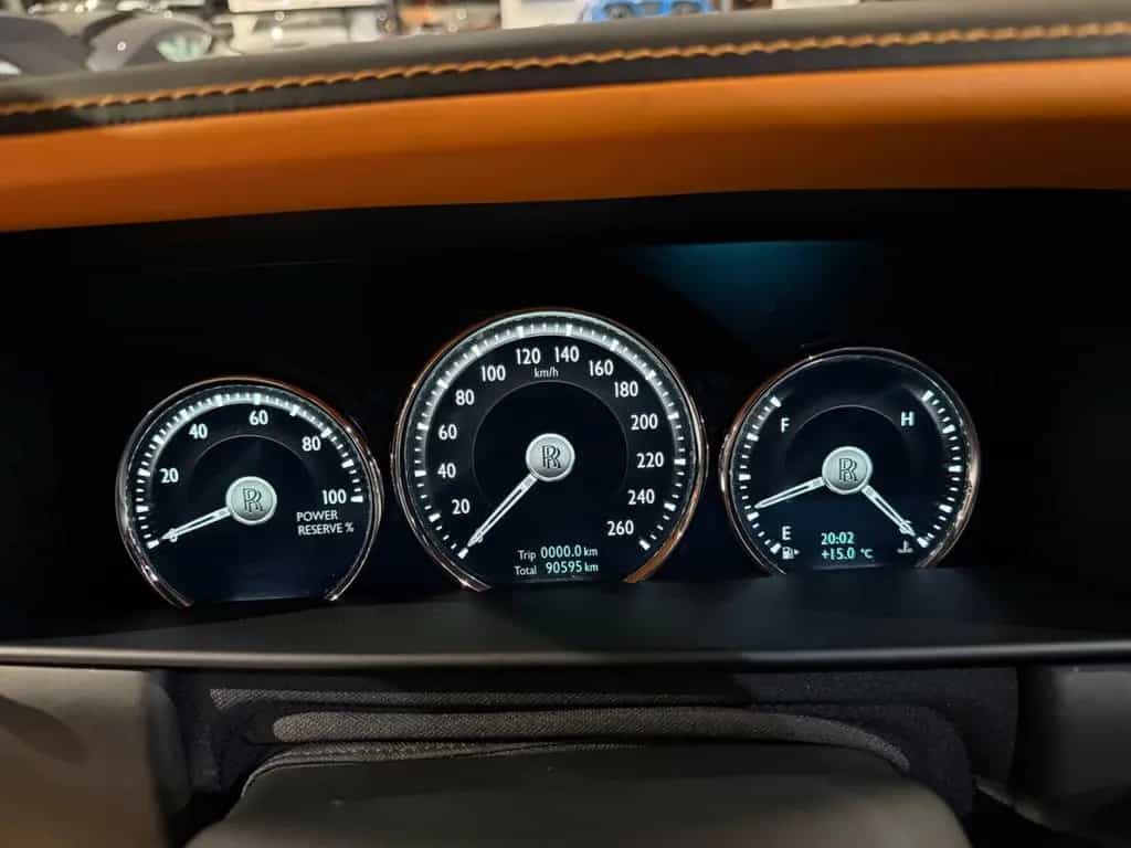 Rolls-Royce Cullinan Fridge*Picnic*Curtain*Fond-Entertainm. 12/2018-photo-29