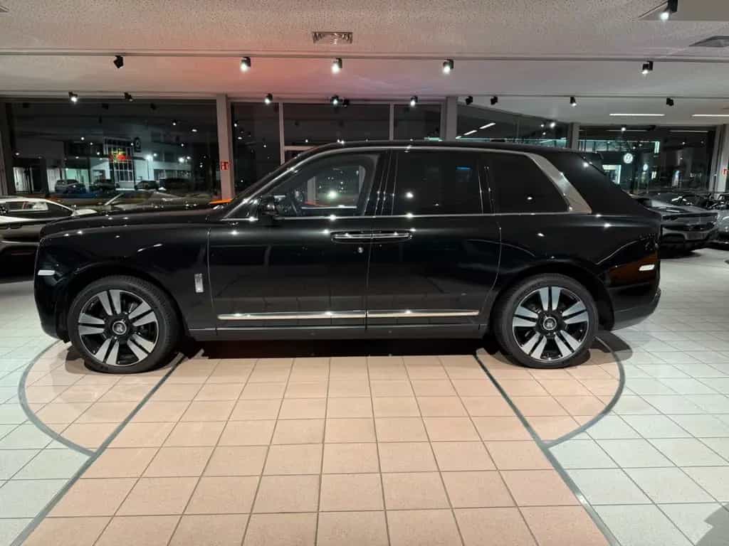 Rolls-Royce Cullinan Fridge*Picnic*Curtain*Fond-Entertainm. 12/2018-photo-4