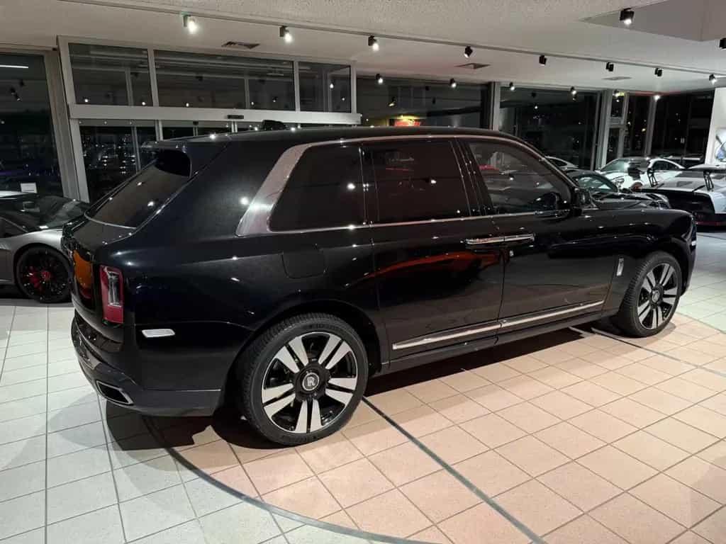 Rolls-Royce Cullinan Fridge*Picnic*Curtain*Fond-Entertainm. 12/2018-photo-9