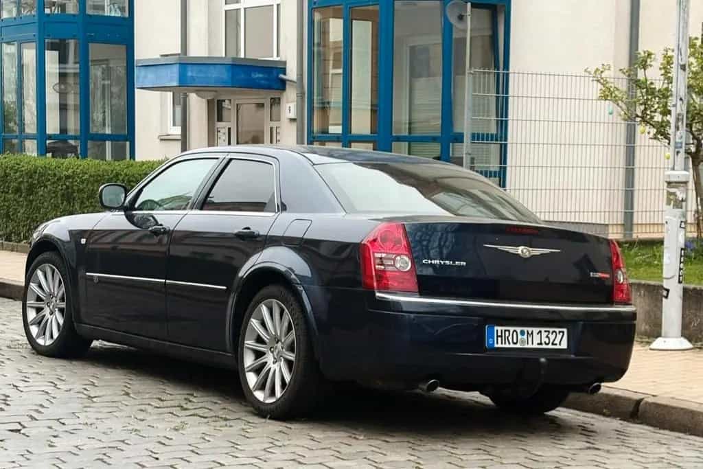 Chrysler 300C 3.0 CRD Diesel SRT Design, Extras 01/2010-photo-2