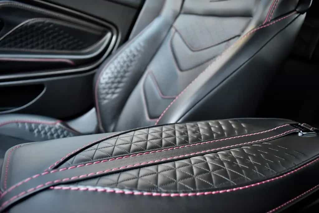 Aston Martin DBS 5.2 V12 BOND 007 EDITION 1 OF 25 02/2023-photo-24