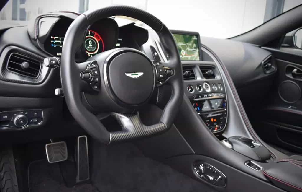 Aston Martin DBS 5.2 V12 BOND 007 EDITION 1 OF 25 02/2023-photo-5