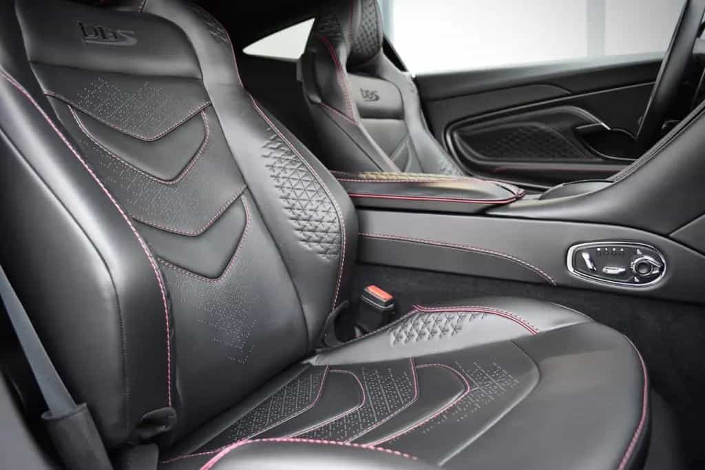 Aston Martin DBS 5.2 V12 BOND 007 EDITION 1 OF 25 02/2023-photo-9