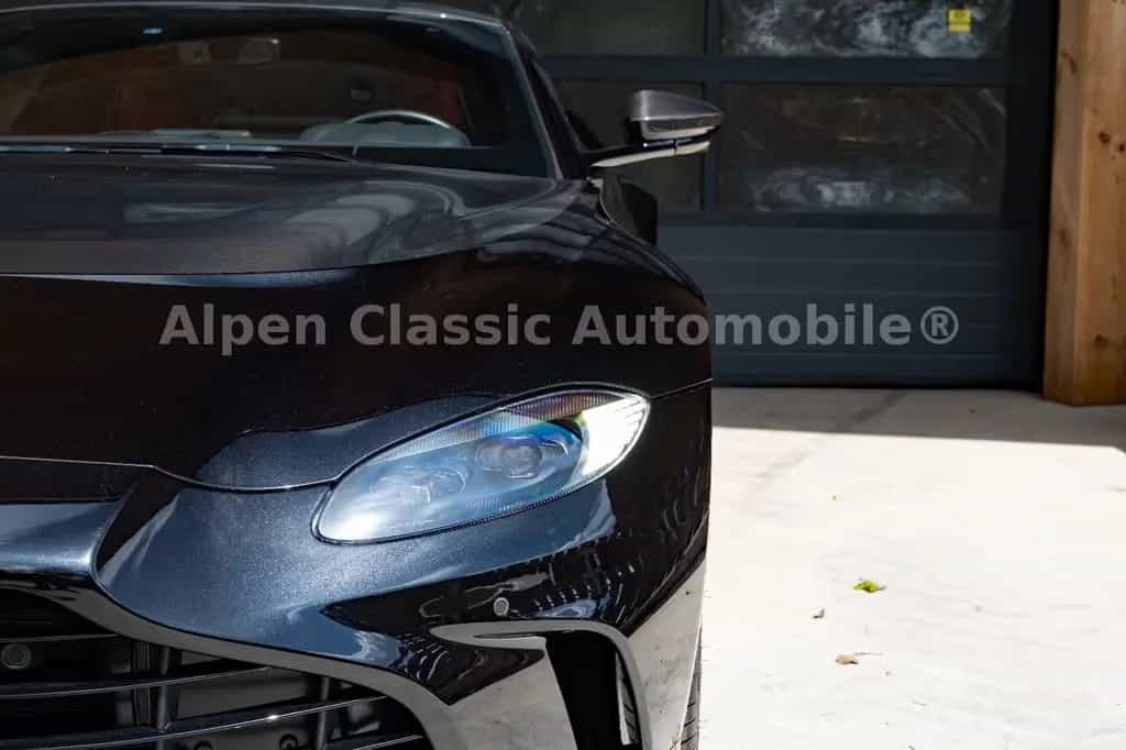 Aston Martin V12 Vantage Ceramic, 360 Grad, Carbon 07/2022-photo-17