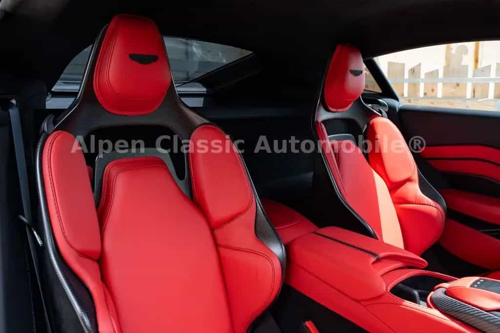 Aston Martin V12 Vantage Ceramic, 360 Grad, Carbon 07/2022-photo-23