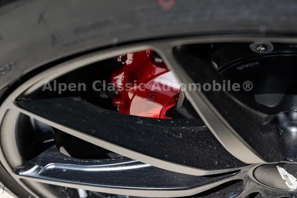 Aston Martin V12 Vantage Ceramic, 360 Grad, Carbon 07/2022-photo-4