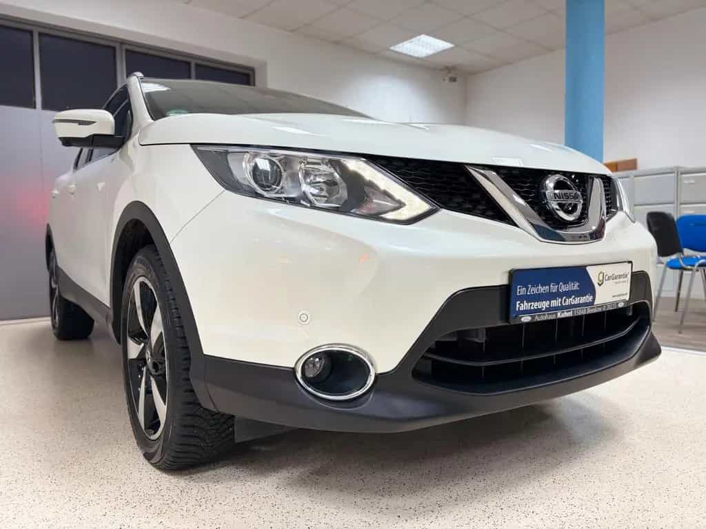 Nissan Qashqai N-Connecta Kamera Navi Panorama SHZ 03/2016-photo-1