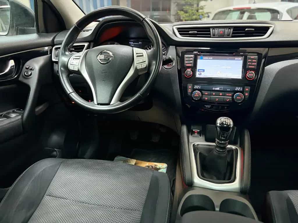 Nissan Qashqai N-Connecta Kamera Navi Panorama SHZ 03/2016-photo-12