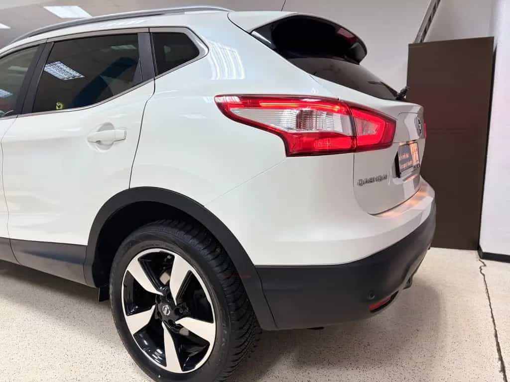 Nissan Qashqai N-Connecta Kamera Navi Panorama SHZ 03/2016-photo-4