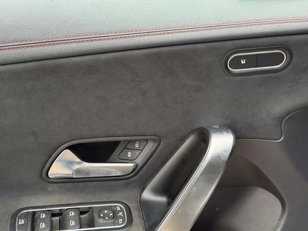 Mercedes-Benz CLA-Class 200 Shooting Brake AMG Line LED 7G *Garantie 07/2020-photo-16