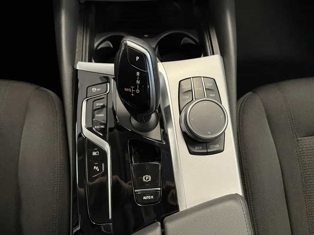 BMW 5 Series 530 PlugIn*xDrive*Dig Cockpit*R.cam*SHZ*Navi*LED 09/2021-photo-18