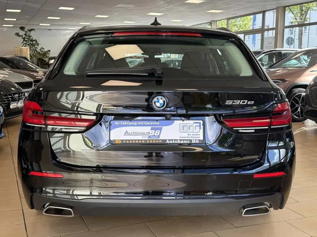 BMW 5 Series 530 PlugIn*xDrive*Dig Cockpit*R.cam*SHZ*Navi*LED 09/2021-photo-4