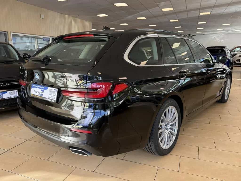 BMW 5 Series 530 PlugIn*xDrive*Dig Cockpit*R.cam*SHZ*Navi*LED 09/2021-photo-6