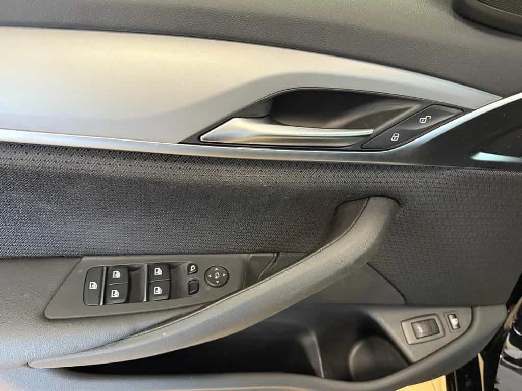 BMW 5 Series 530 PlugIn*xDrive*Dig Cockpit*R.cam*SHZ*Navi*LED 09/2021-photo-9
