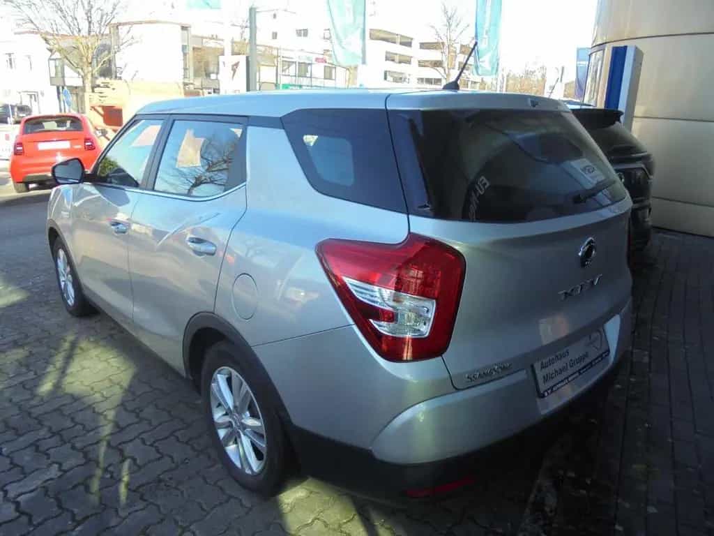 Ssangyong Tivoli e-XGi XLV Aut. Quartz 09/2016-photo-2