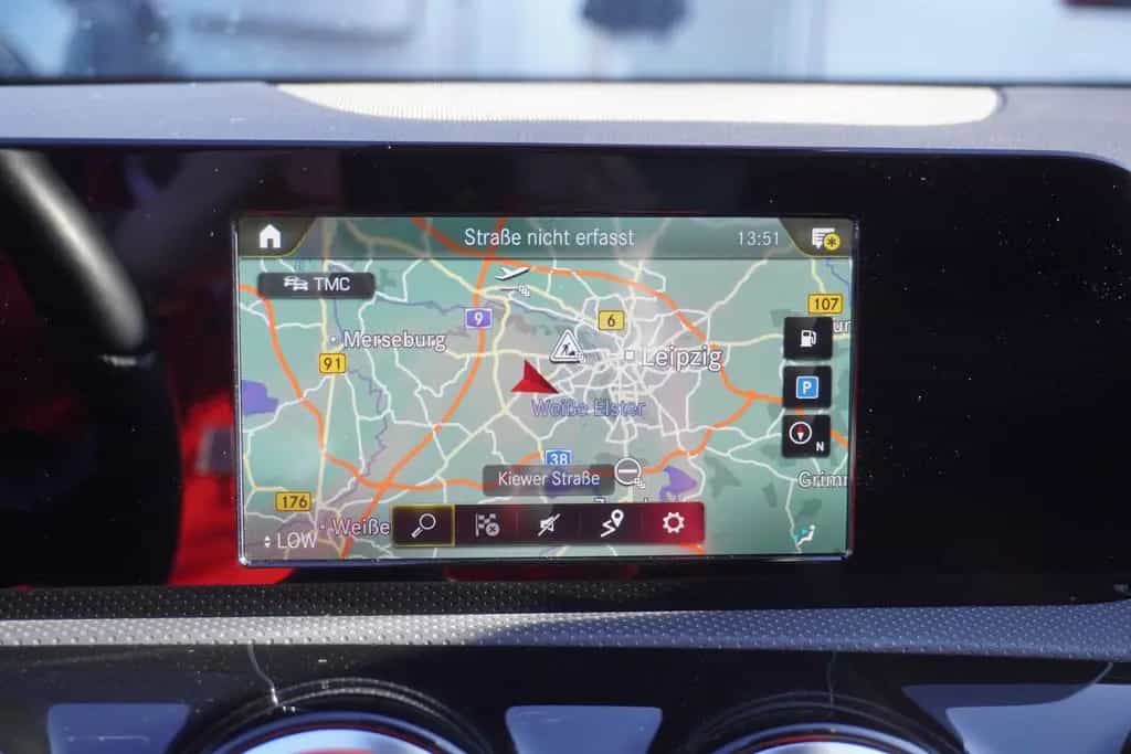 Mercedes-Benz A-Class AMG Line LED Navi Digitales Cockpit DAB USB 11/2020-photo-20