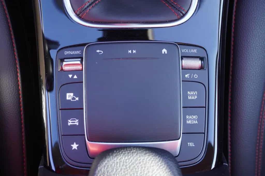 Mercedes-Benz A-Class AMG Line LED Navi Digitales Cockpit DAB USB 11/2020-photo-26
