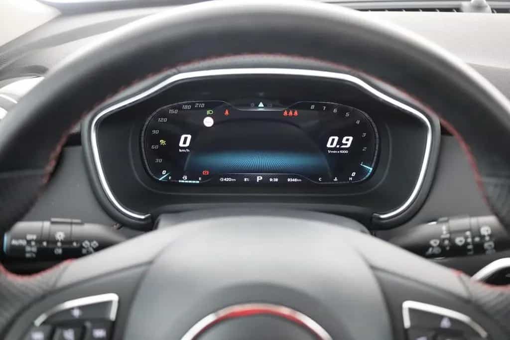 MG HS 1.5 T-GDI Luxury Aut. LED ACC Navi 360° Pano 03/2024-photo-16