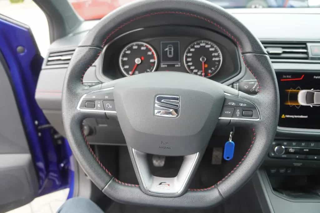 Seat Ibiza 1.0 TSI FR LED FullLink Navi Kamera 06/2020-photo-19
