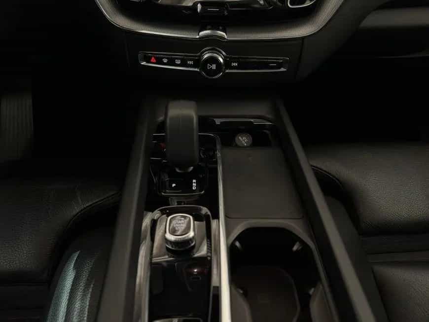 Volvo XC60 B4 B Plus Bright 09/2022-photo-13