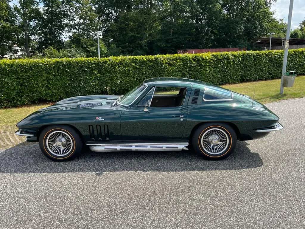 Corvette C2 09/1965-photo-12