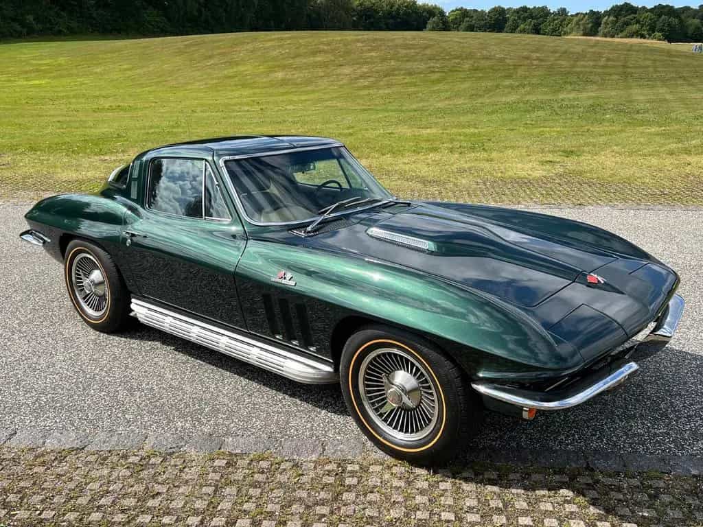 Corvette C2 09/1965-photo-14
