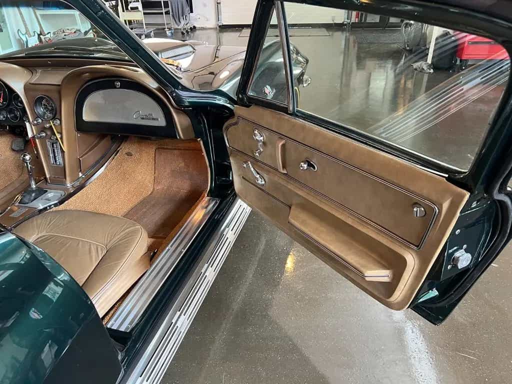 Corvette C2 09/1965-photo-5