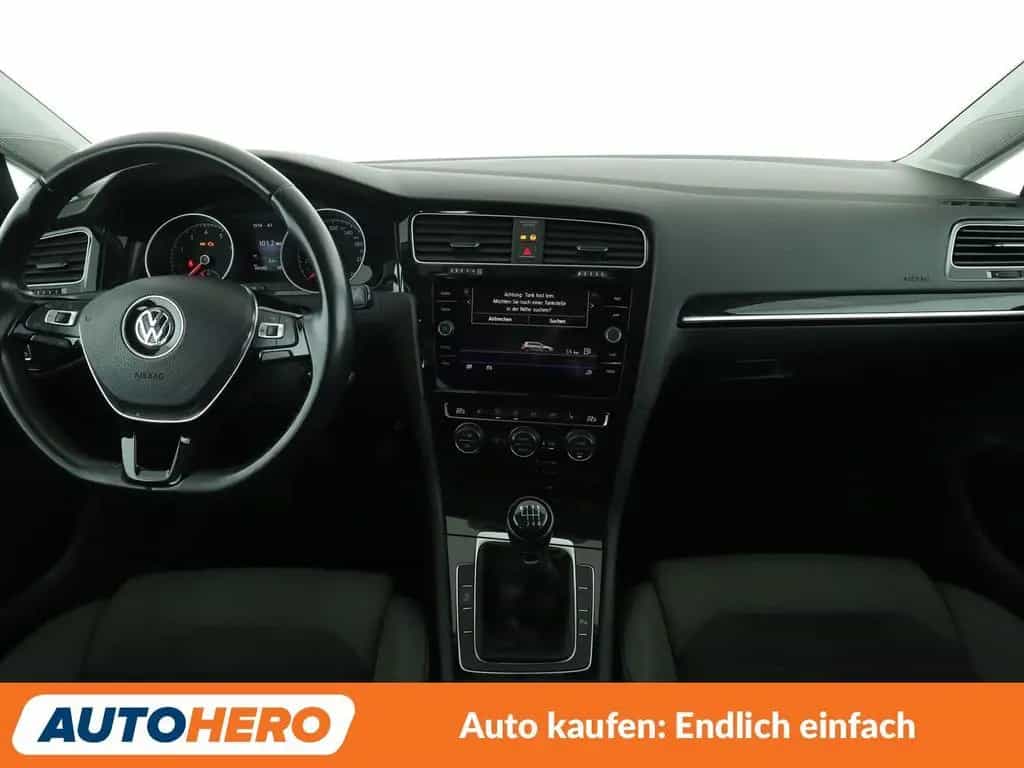 Volkswagen Golf VII 1.4 TSI Highline BM*NAVI*PDC*ACC*AHK* 04/2017-photo-11
