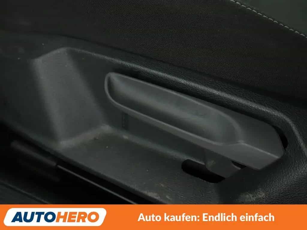 Volkswagen Golf VII 1.4 TSI Highline BM*NAVI*PDC*ACC*AHK* 04/2017-photo-27