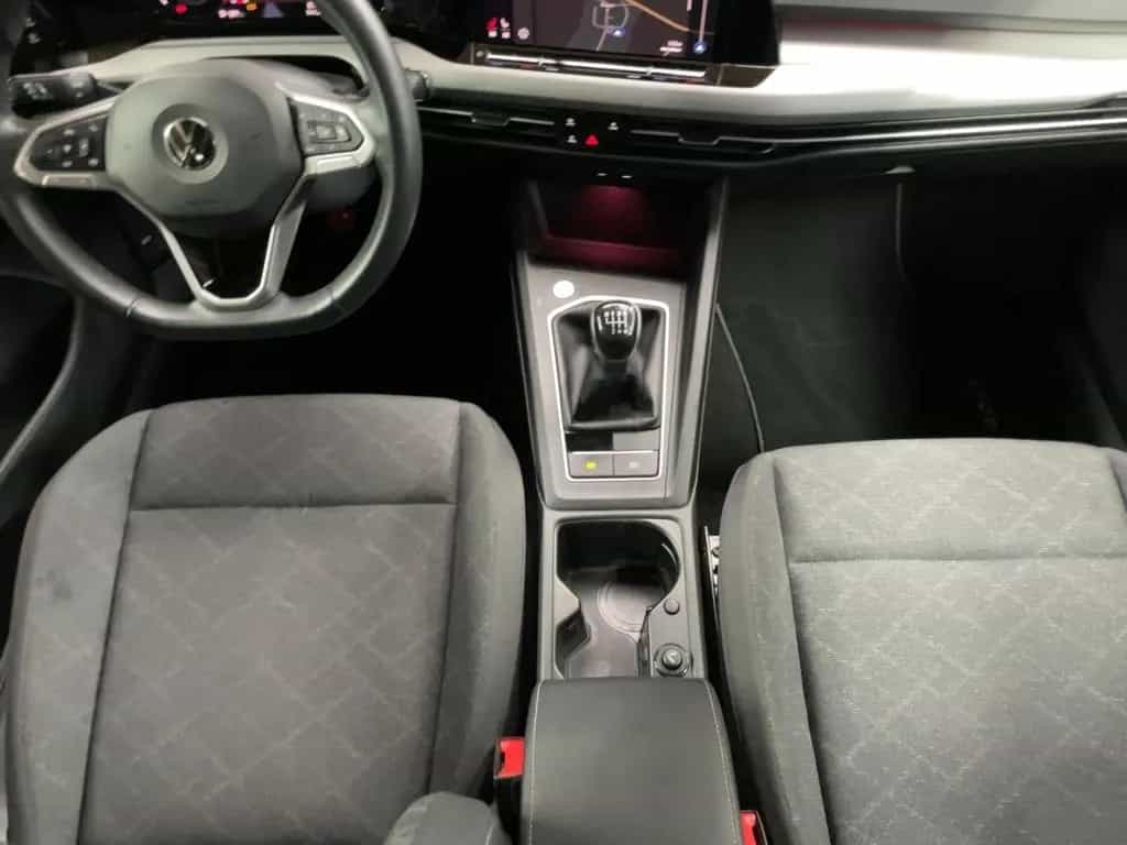 Volkswagen Golf Life APP+DAB+VIRT+LED+NAVI+PDC 02/2023-photo-16