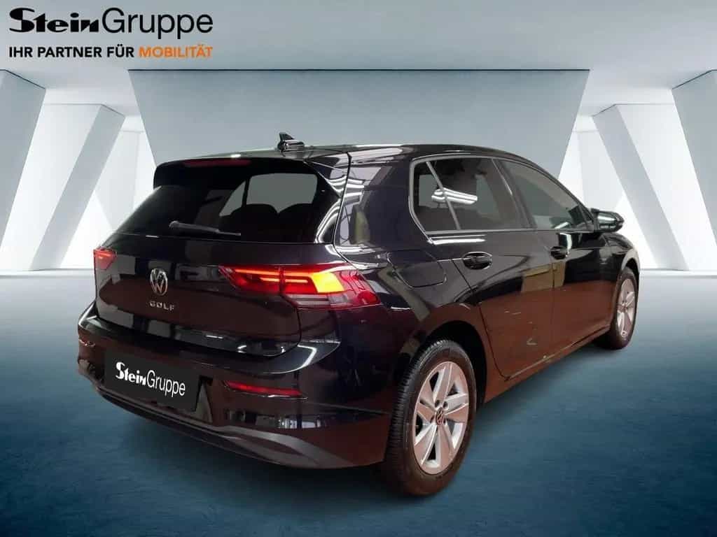 Volkswagen Golf Life APP+DAB+VIRT+LED+NAVI+PDC 02/2023-photo-2