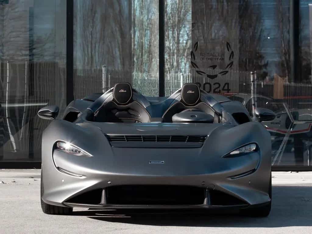 McLaren Elva XP1 / Satin Kilo Grey / Full Carbon Fibre null-photo-0