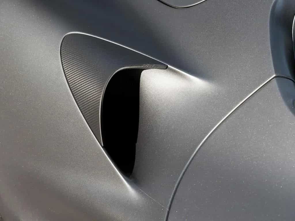 McLaren Elva XP1 / Satin Kilo Grey / Full Carbon Fibre null-photo-20